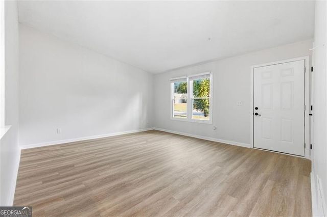 6385 Emerald Pointe Circle, College Park, GA 30349