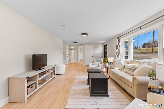 79 Steep Road, South Windsor, CT 06074