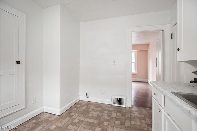 14206 Glenside Road, Cleveland, OH 44110