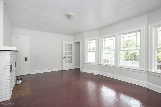 14206 Glenside Road, Cleveland, OH 44110