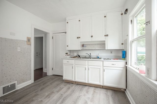 14206 Glenside Road, Cleveland, OH 44110