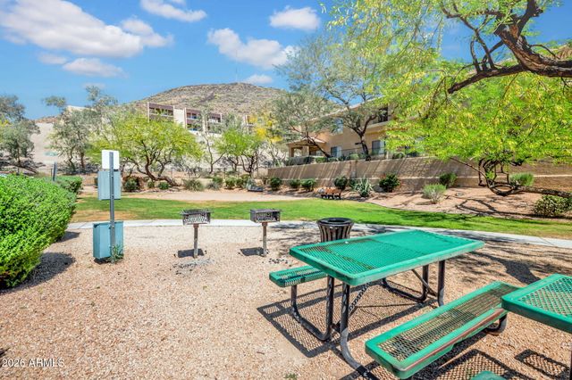 1716 W CORTEZ Street 202, Phoenix, AZ 85029