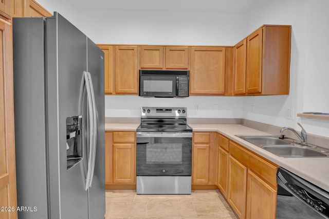 1716 W CORTEZ Street 202, Phoenix, AZ 85029