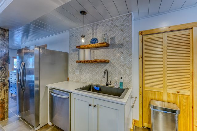 4593 Route 102, Guildhall, VT 05905