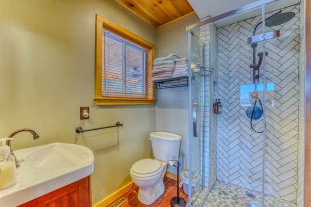 4593 Route 102, Guildhall, VT 05905