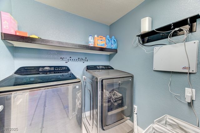 6871 Treble Clef Avenue, Las Vegas, NV 89139