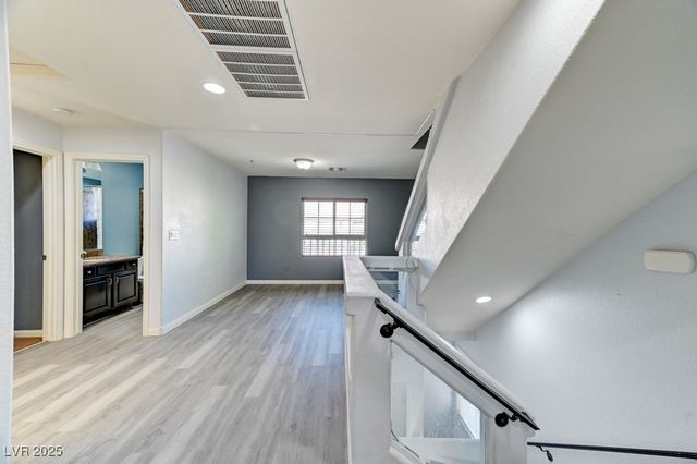 6871 Treble Clef Avenue, Las Vegas, NV 89139