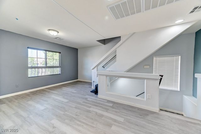 6871 Treble Clef Avenue, Las Vegas, NV 89139