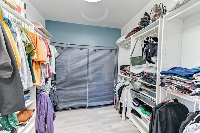 6871 Treble Clef Avenue, Las Vegas, NV 89139