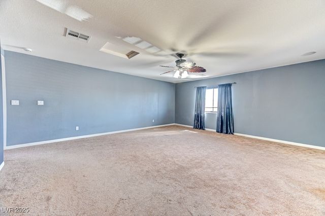 6871 Treble Clef Avenue, Las Vegas, NV 89139