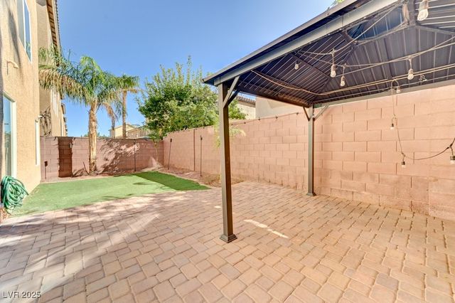 6871 Treble Clef Avenue, Las Vegas, NV 89139