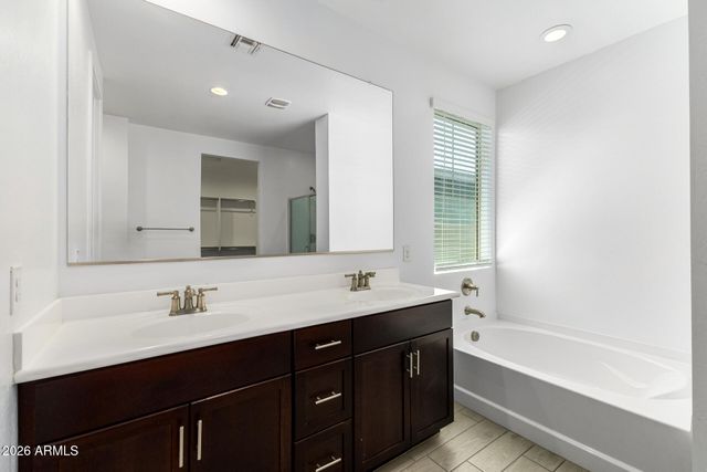 11046 W LEVI Drive, Tolleson, AZ 85353