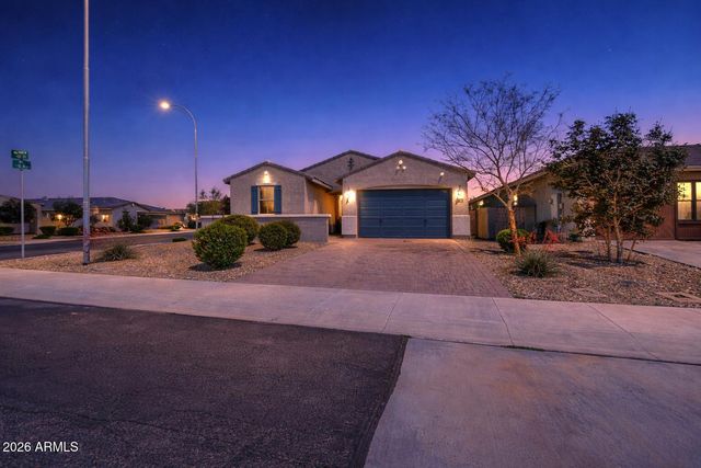 11046 W LEVI Drive, Tolleson, AZ 85353