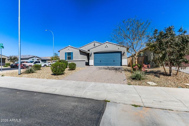 11046 W LEVI Drive, Tolleson, AZ 85353