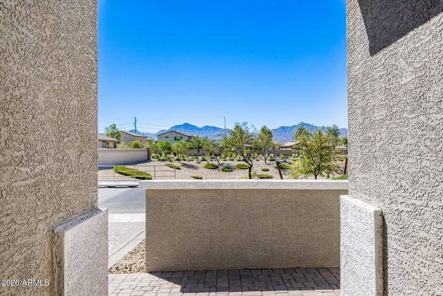 11046 W LEVI Drive, Tolleson, AZ 85353
