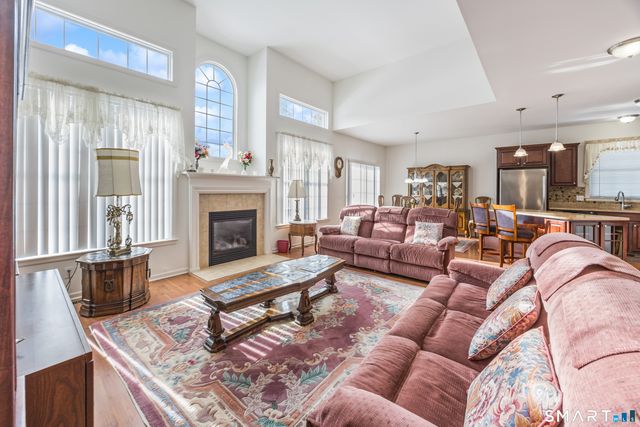 39 Phillips Farm Road 39, East Hartford, CT 06118