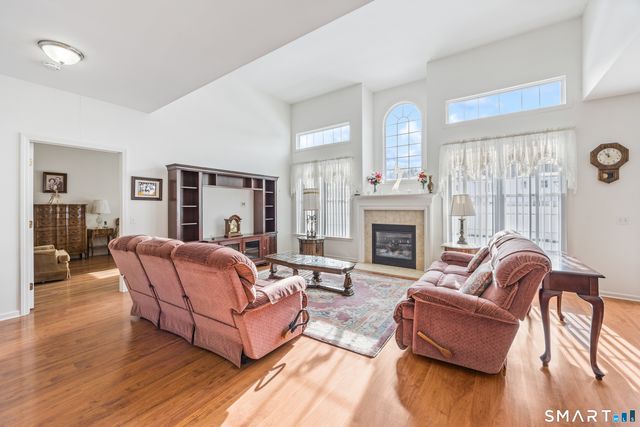 39 Phillips Farm Road 39, East Hartford, CT 06118