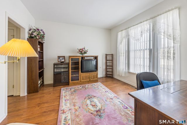 39 Phillips Farm Road 39, East Hartford, CT 06118