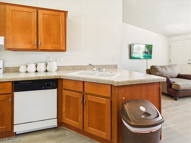 3951 Peggy Avenue, Pahrump, NV 89048