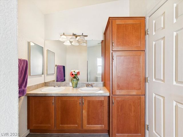 3951 Peggy Avenue, Pahrump, NV 89048