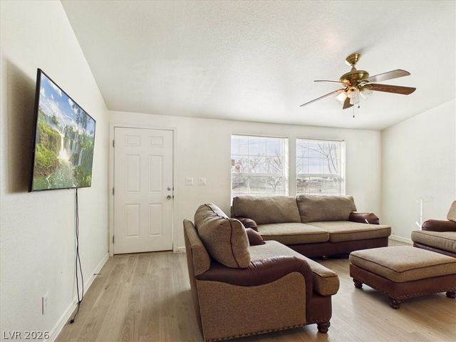 3951 Peggy Avenue, Pahrump, NV 89048