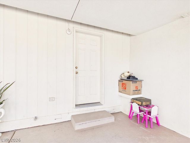 3951 Peggy Avenue, Pahrump, NV 89048