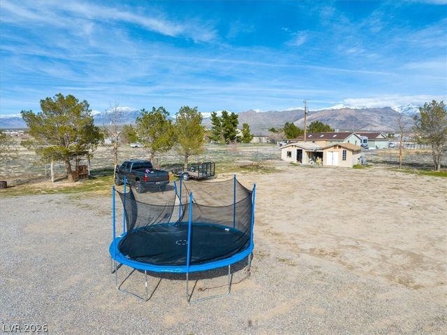 3951 Peggy Avenue, Pahrump, NV 89048