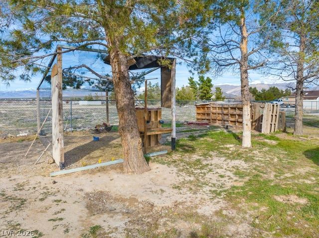 3951 Peggy Avenue, Pahrump, NV 89048