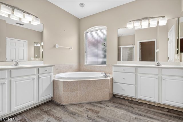 7586 Sika Deer WAY, Fort Myers, FL 33966
