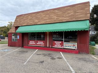 3307 Cleveland Avenue NW, Canton, OH 44709