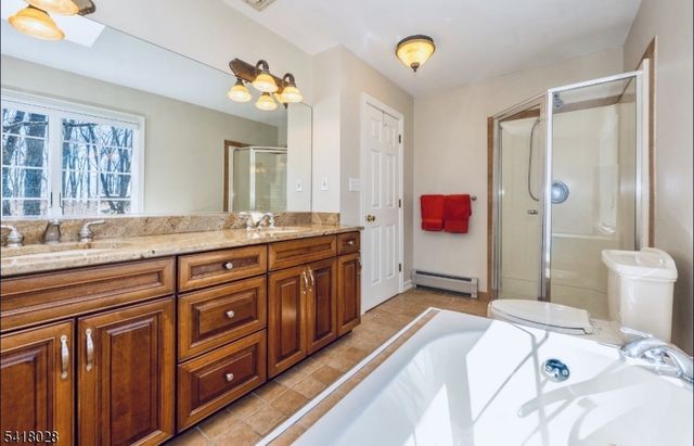 9 Buckhaven Trl, Hardyston Twp., NJ 07460