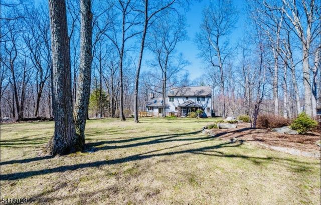 9 Buckhaven Trl, Hardyston Twp., NJ 07460