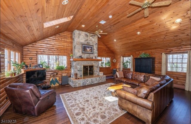 9 Buckhaven Trl, Hardyston Twp., NJ 07460