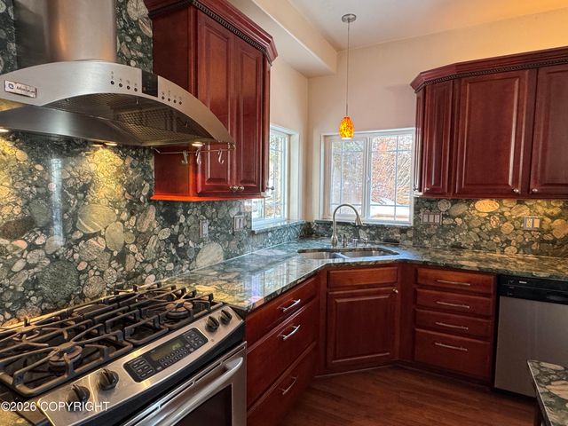 16003 Sunset Bend Circle, Anchorage, AK 99516