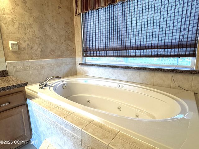 16003 Sunset Bend Circle, Anchorage, AK 99516