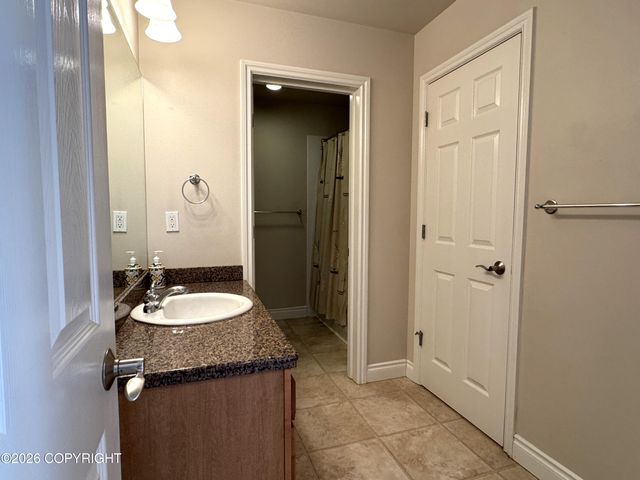 16003 Sunset Bend Circle, Anchorage, AK 99516