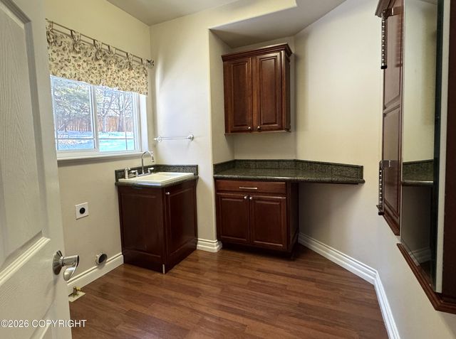 16003 Sunset Bend Circle, Anchorage, AK 99516