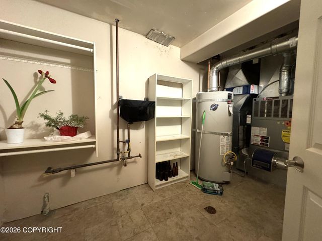 16003 Sunset Bend Circle, Anchorage, AK 99516