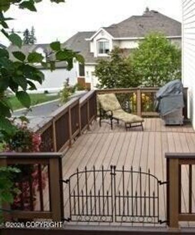 16003 Sunset Bend Circle, Anchorage, AK 99516