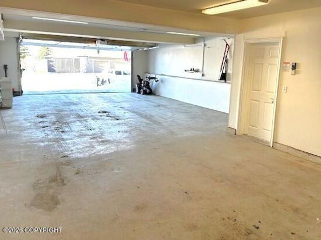 16003 Sunset Bend Circle, Anchorage, AK 99516