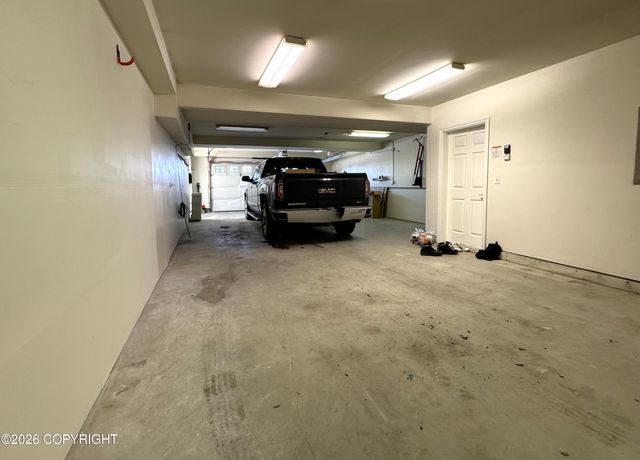 16003 Sunset Bend Circle, Anchorage, AK 99516