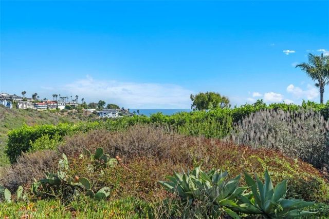 1285 Cortez Avenue, Laguna Beach, CA 92651