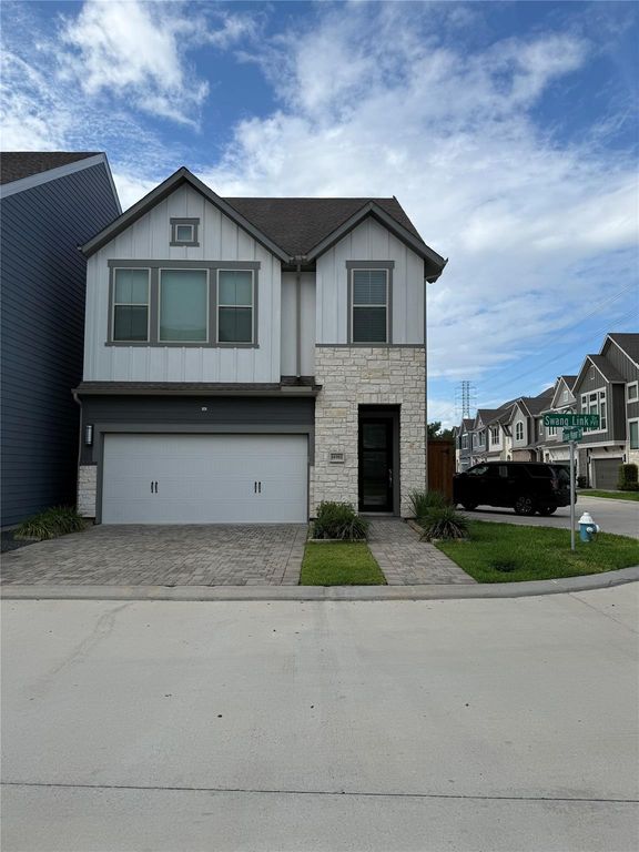 10981 Swang Link Drive, Houston, TX 77043
