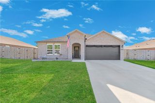 608 W Buffalo Avenue, Gentry, AR 72734