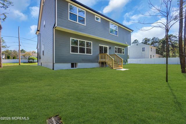 519 Riverside Avenue, Toms River, NJ 08757