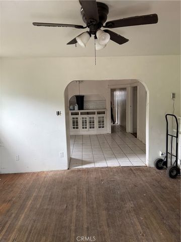 5611 S Normandie, Los Angeles, CA 90037