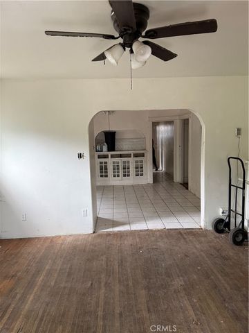 5611 S Normandie, Los Angeles, CA 90037