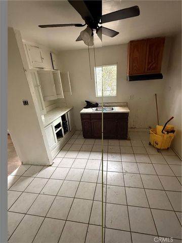 5611 S Normandie, Los Angeles, CA 90037