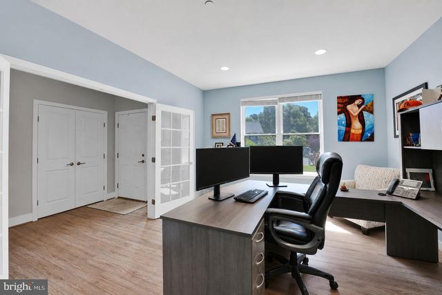 8215 ATHENA LN, Severn, MD 21144