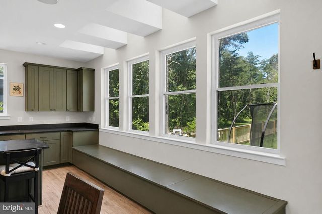 8215 ATHENA LN, Severn, MD 21144